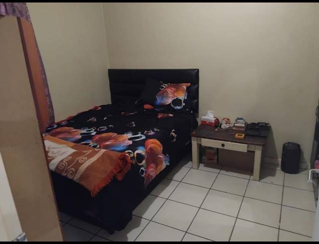 2 BEDROOM HOUSE FOR SALE IN PELIKAN PARK